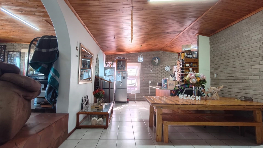 5 Bedroom Property for Sale in Dana Bay Western Cape